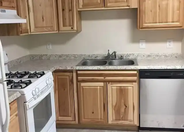 Property at 17423 Coronado St #4, Eagle River, AK, 99577, 2 beds, 1 bath, [object Object]