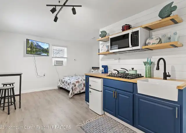 Property at 1007 Barnegat Ave Unit 3, Seaside Heights, NJ, 08751, 0 beds, 1 bath, [object Object]
