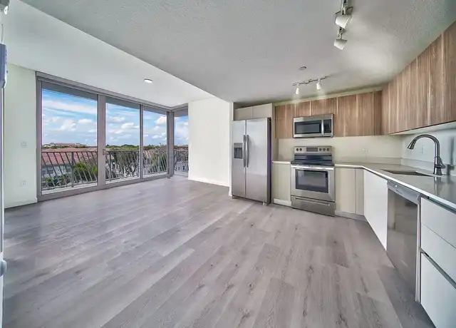 Property at Century Town Center - 8175 NW 107th Ave, Doral, FL, 33178, 1 bed, 1 bath, [object Object]