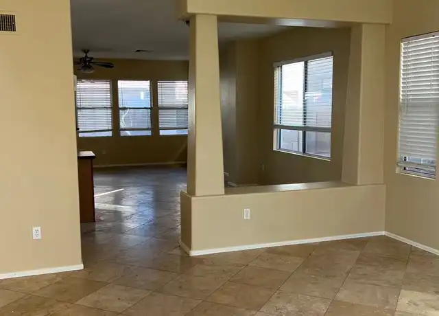 Property at 1458 S Longspur Ln, Gilbert, AZ, 85296, 3 beds, 2.5 baths, [object Object]