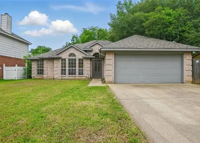 Property at 4101 Hideaway Dr, Arlington, TX, 76017, 3 beds, 2 baths, [object Object]