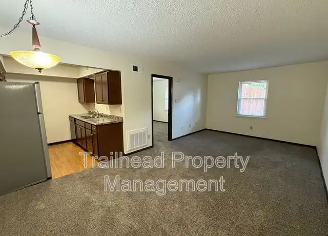 Property at 816 E Walnut St Unit 820F, Independence, MO, 64050, 1 bed, 1 bath, [object Object]