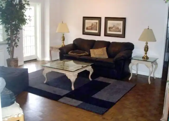 Property at 300 Peachtree St NE Unit 11N, Atlanta, GA, 30308, 1 bed, 1 bath, [object Object]