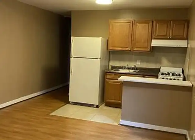 Property at 127 S Broadway, Baltimore, MD, 21231, 2 beds, 1 bath, [object Object]