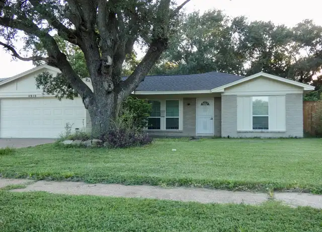 Property at 8919 Winding River Dr, Houston, TX, 77088, 3 beds, 2.5 baths, [object Object]