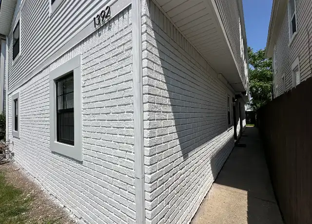 Property at 1392 Summit St, Columbus, OH, 43201, 2 beds, 1 bath, [object Object]