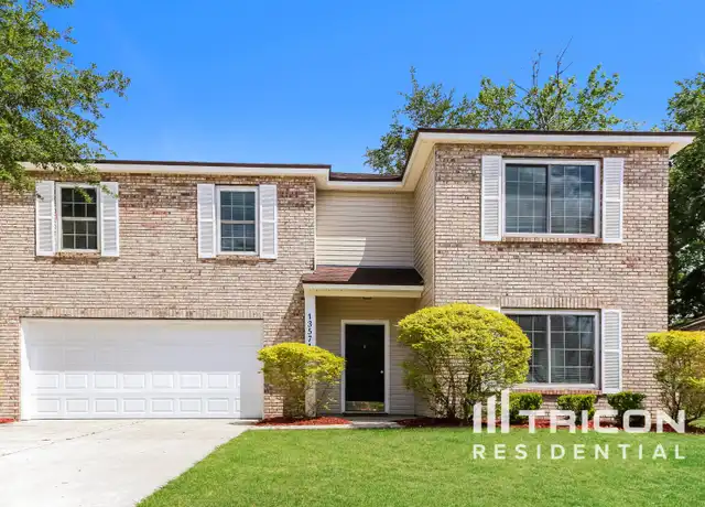 Property at 13571 Ashford Wood Ct W, Jacksonville, FL, 32218, 4 beds, 2.5 baths, [object Object]