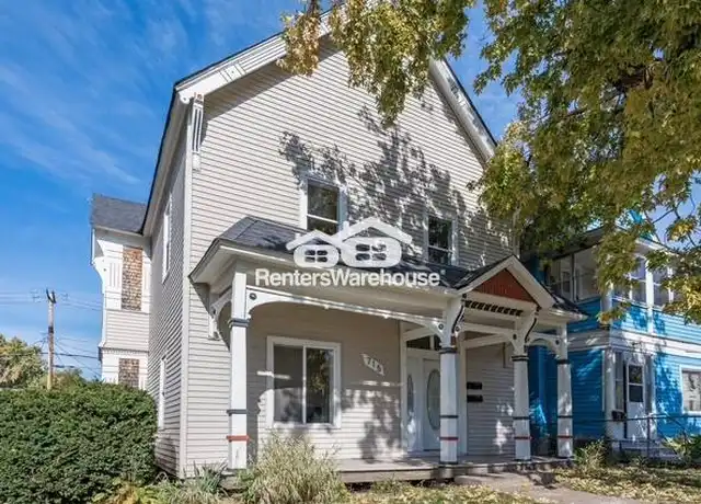 Property at 715 Sims Ave Unit 2, St Paul, MN, 55106, 2 beds, 1 bath, [object Object]