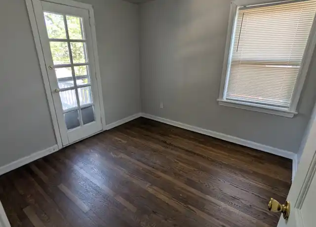Property at 519 E 222nd St Unit 2, Euclid, OH, 44123, 2 beds, 1 bath, [object Object]