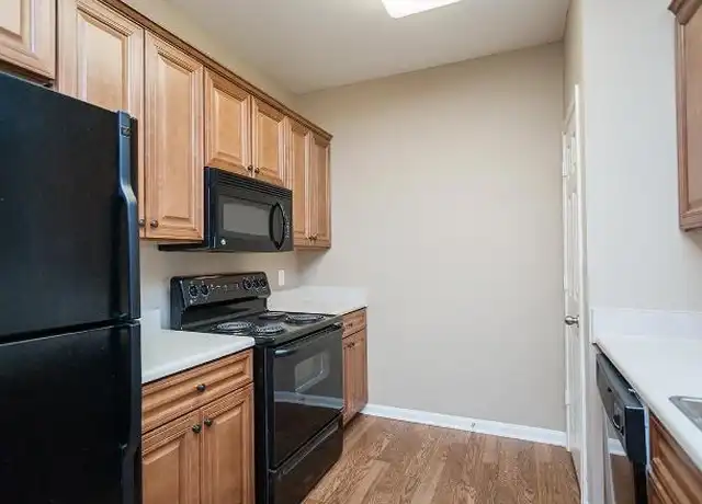 Property at 2350 Houston Lake Rd, Kathleen, GA, 31047, 2 beds, 2 baths, [object Object]