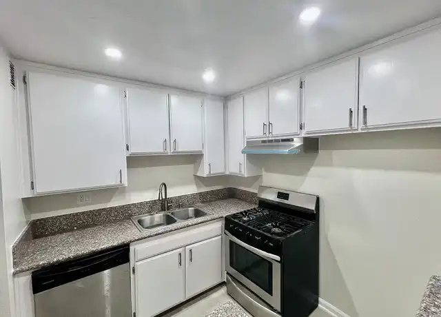 Property at Haskell Regency - 6943 Haskell Ave, Van Nuys, CA, 91406, 2 beds, 1-2 bath, [object Object]