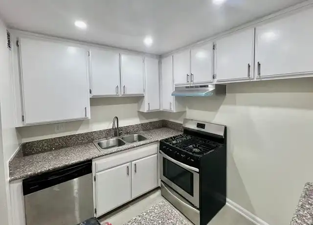 Property at Haskell Regency - 6943 Haskell Ave, Van Nuys, CA, 91406, 1 bed, 1 bath, Contact for Price