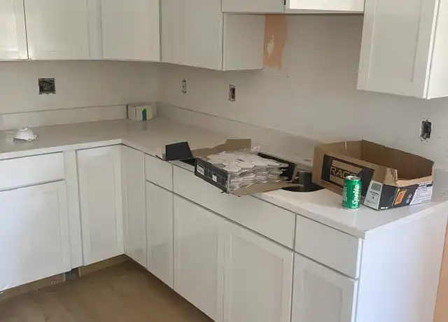 Property at 2800 White Bear Ave Unit 1, Maplewood, MN, 55109, 5 beds, 2 baths, [object Object]