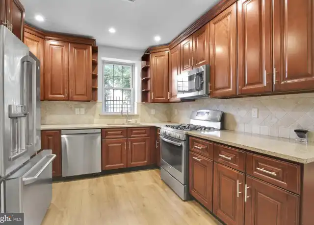 Property at 408 W Master St, Philadelphia, PA, 19122, 3 beds, 3 baths, [object Object]