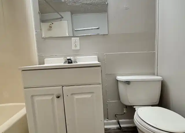 Property at 405 S Oak St, Gastonia, NC, 28054, 2 beds, 2 baths, [object Object]