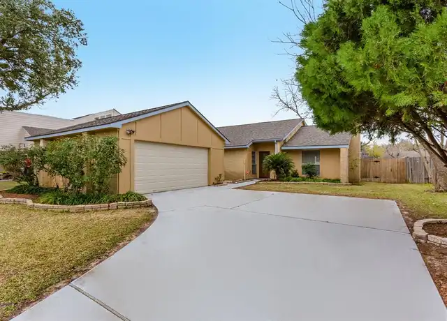 Property at 2703 Ferry Lndg, Sugar Land, TX, 77478, 3 beds, 2 baths, [object Object]