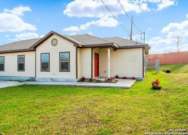 Property at 193 Rosedale Ave, New Braunfels, TX, 78130, 3 beds, 2 baths, [object Object]
