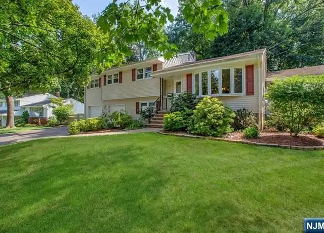 Property at 14 Ridge Rd, Cresskill, NJ, 07626, 4 beds, 2.5 baths, [object Object]