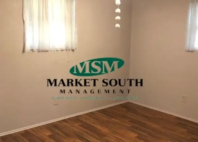 Property at 303 Edgewater Rd, Savannah, GA, 31406, 3 beds, 1.5 baths, [object Object]