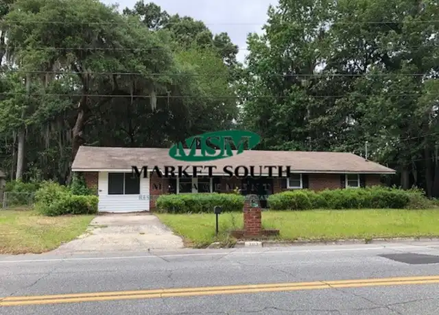 Property at 303 Edgewater Rd, Savannah, GA, 31406, 3 beds, 1.5 baths, [object Object]