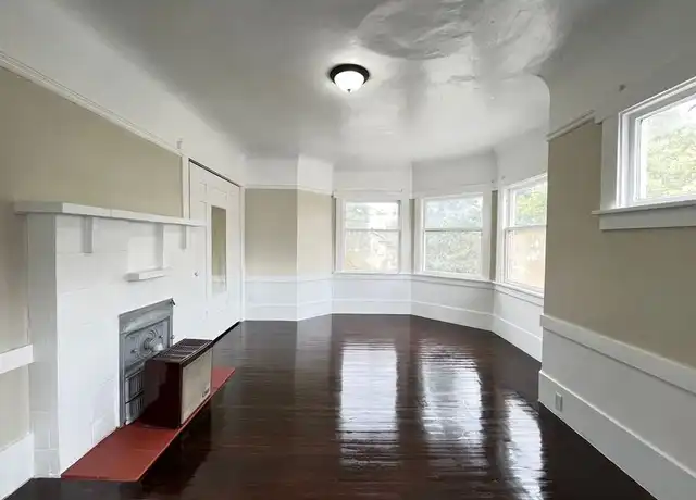 Property at 675 11th St Unit 06, Oakland, CA, 94607, 1 bed, 1 bath, [object Object]
