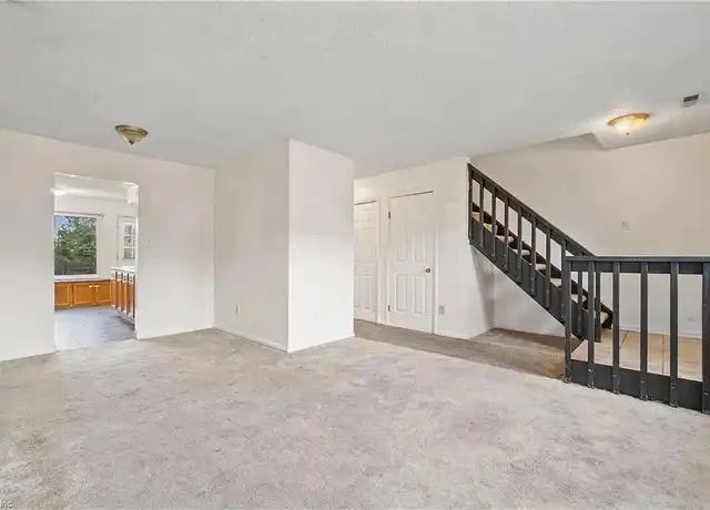 Property at 728 Quesnel Dr, Virginia Beach, VA, 23454, 2 beds, 2 baths, [object Object]