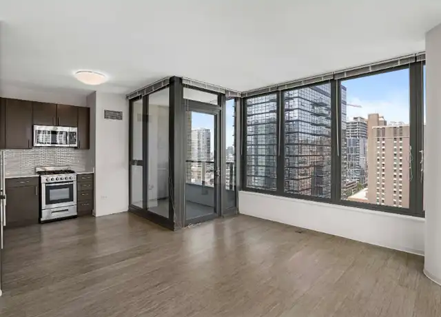 Property at 171 W Superior St, Chicago, IL, 60654, 3 beds, 3 baths, [object Object]