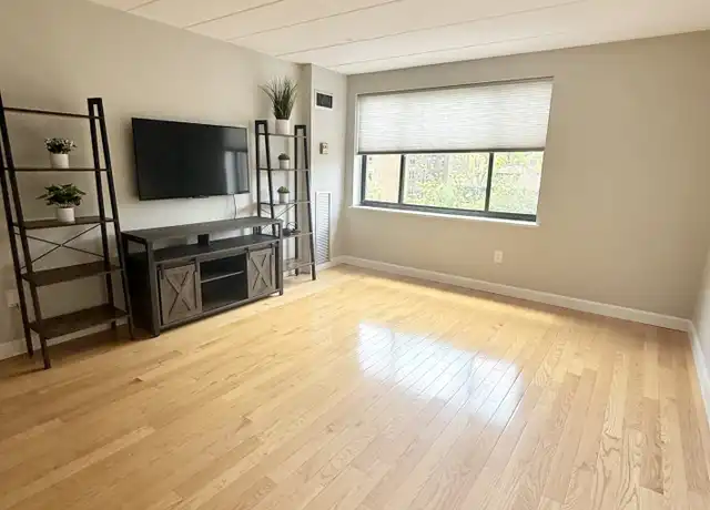 Property at 1933 Commonwealth Ave #408, Brighton, MA, 02135, 1 bed, 1 bath, [object Object]