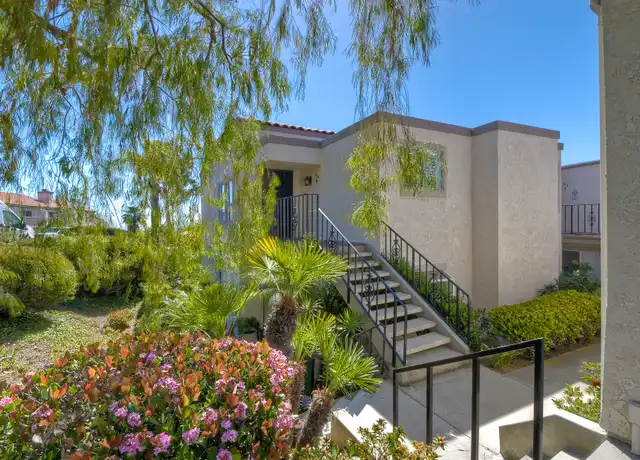 Property at 916 Caminito Estrada Unit B, Carlsbad, CA, 92011, 2 beds, 2 baths, [object Object]
