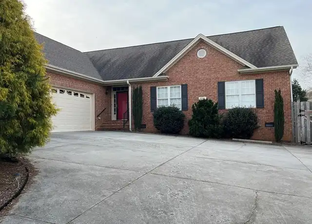 Property at 6044 Aaron Place Ln, Kernersville, NC, 27284, 4 beds, 3.5 baths, [object Object]