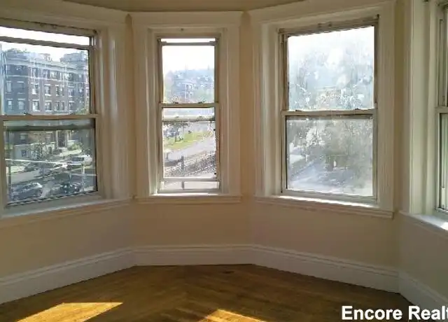 Property at 126 Warren St Unit 37, Boston, MA, 02135, 2 beds, 1 bath, [object Object]