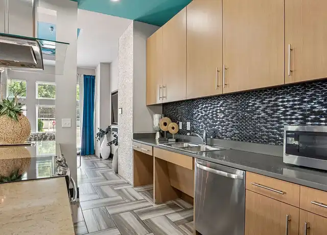 Property at Oaks 5th Street Crossing at City Center - 250 N 5th St, Garland, TX, 75040, 1 bed, 1 bath, [object Object]