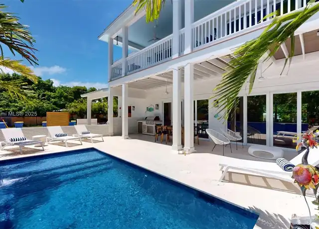 Property at 105 Carroll St #1, Islamorada, FL, 33036, 4 beds, 4.5 baths, [object Object]