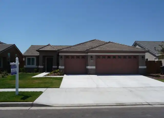 Property at 1407 W Burgundy Ct, Hanford, CA, 93230, 3 beds, 2 baths, [object Object]