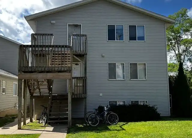 Property at 427 S Van Buren St Unit 05, Iowa City, IA, 52240, 3 beds, 1 bath, [object Object]