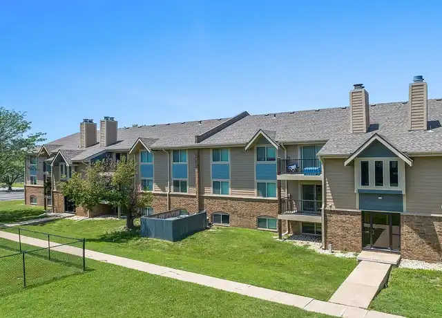 Property at The Landing at Woodlawn Tower - 2029 N Woodlawn Blvd, Wichita, KS, 67208, 1 bed, 1 bath, [object Object]