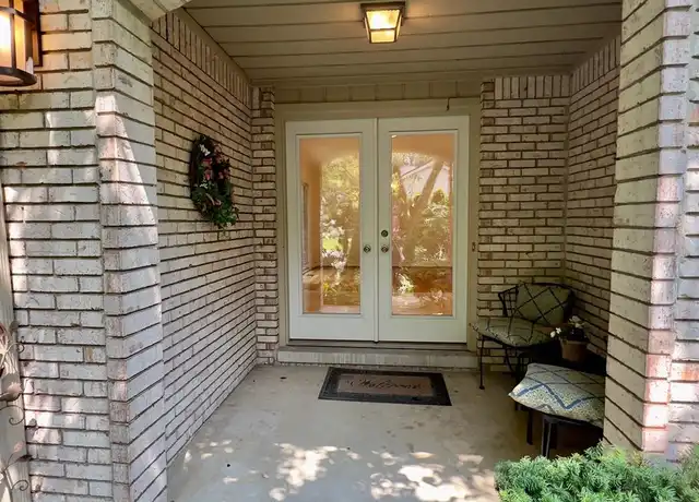 Property at 1362 Bramblebush Run, Bloomfield Twp, MI, 48304, 3 beds, 2 baths, [object Object]