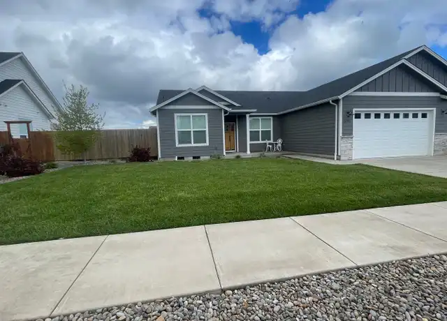 Property at 2621 NE Riverstone Loop, Albany, OR, 97321, 4 beds, 2.5 baths, [object Object]