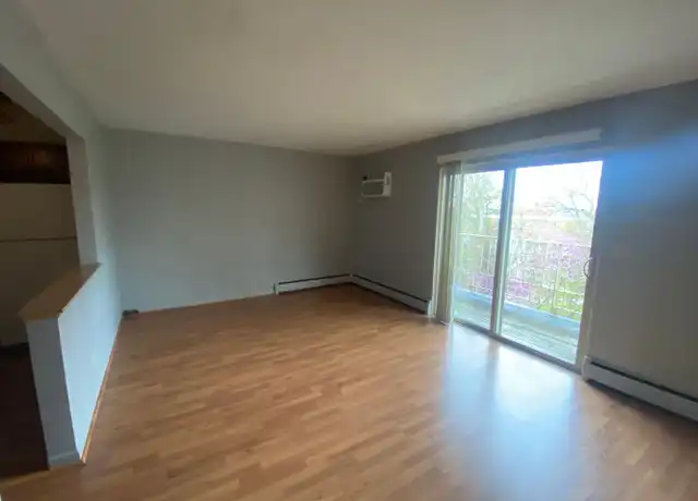 Property at 1718 9th Ave Unit 48, Moline, IL, 61265, 1 bed, 1 bath, [object Object]