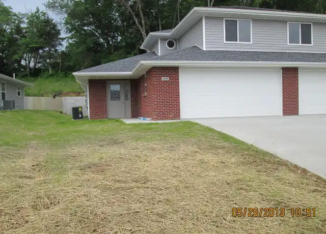 Property at 1042 Emily Ln Unit 1044, Jefferson City, MO, 65109, 3 beds, 2 baths, [object Object]