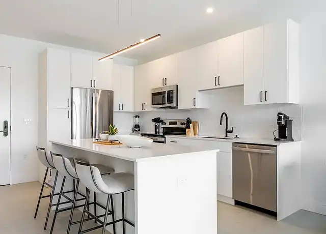 Property at The Apex West Bloomfield - 7020 Orchard Lake Rd, West Bloomfield, MI, 48322, 1-2 bed, 1-2 bath, [object Object]