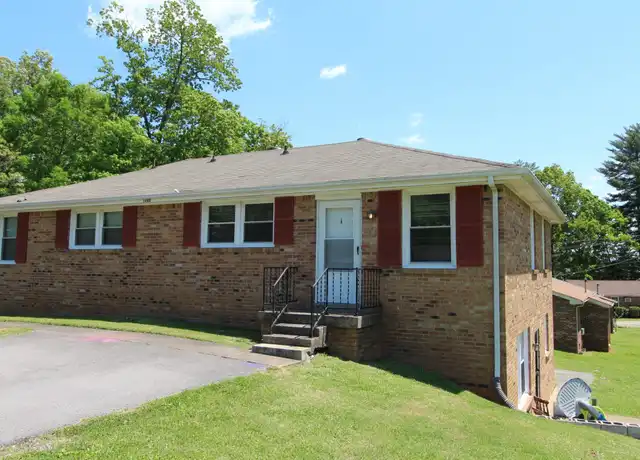 Property at 1600 Paradise Hill Rd Unit A, Clarksville, TN, 37043, 2 beds, 1 bath, [object Object]