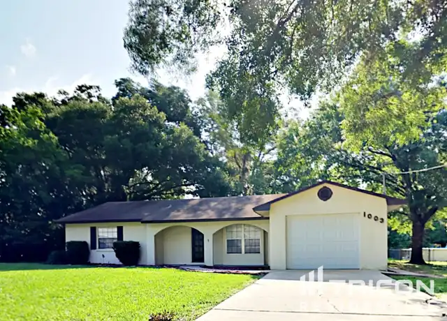 Property at 1003 Meadow Ln, Brandon, FL, 33511, 3 beds, 2 baths, [object Object]