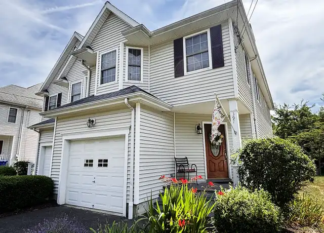 Property at 391 Pine Creek Ave, Fairfield, CT, 06824, 3 beds, 2.5 baths, [object Object]