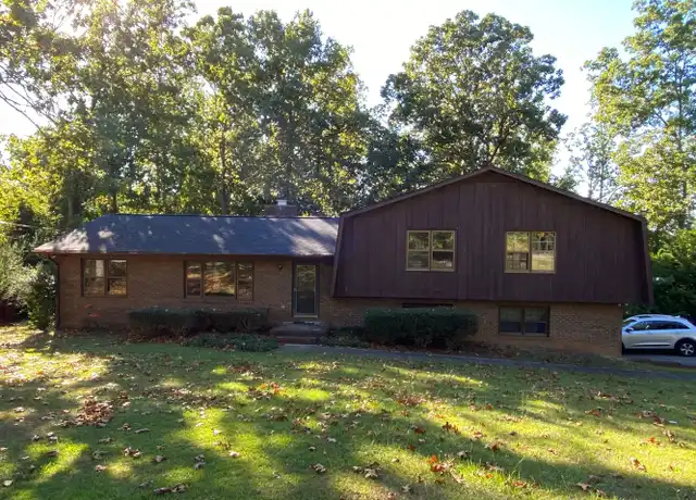 Property at 1204 8th Ave NE, Jacksonville, AL, 36265, 4 beds, 2 baths, [object Object]