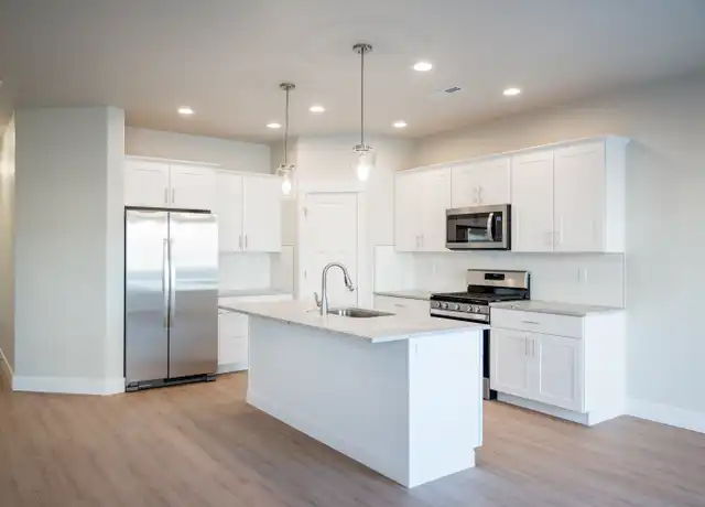 Property at 304 Johnson Rd Unit B, Fruitland, ID, 83619, 3 beds, 2 baths, [object Object]