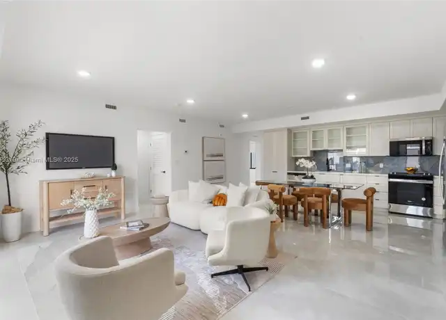 Property at 14530 SW 261st Ter, Homestead, FL, 33032, 3 beds, 2 baths, [object Object]
