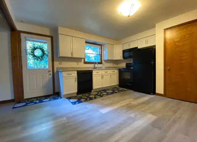 Property at 119 Edgewater Vlg Unit 16, Latrobe, PA, 15650, 2 beds, 1.5 baths, [object Object]