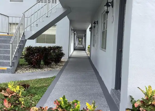Property at 1 Burgundy A Unit 1, Delray Beach, FL, 33484, 1 bed, 1.5 baths, [object Object]