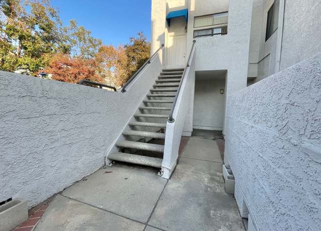 Photo of 336 Park Shadow Ct, Baldwin Park, CA 91706